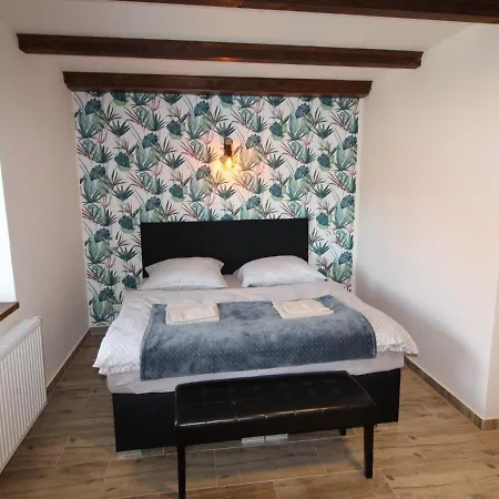 Zupanovice-3 By Interhome 도브리스