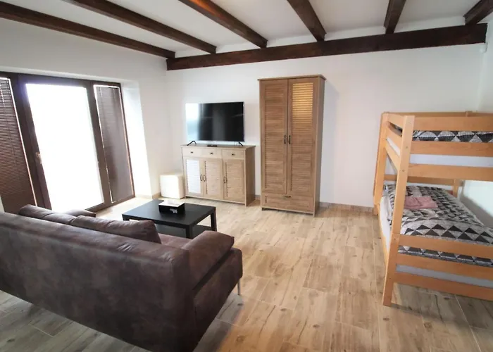 Zupanovice-3 By Interhome Apartman